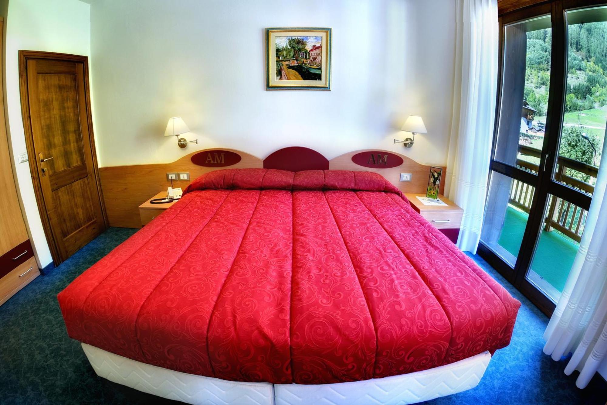 Albergo Miramonti Rabbi Ruang foto