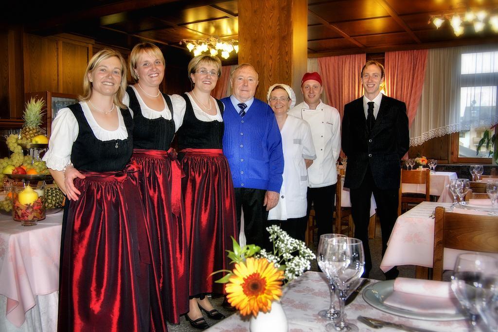 Albergo Miramonti Rabbi Bagian luar foto